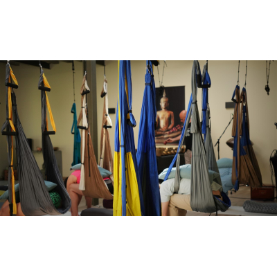 11/04 - Yinyoga in de hangmat met live muziek - Destelbergen 11/04 - Yinyoga in de hangmat met live muziek - Destelbergen